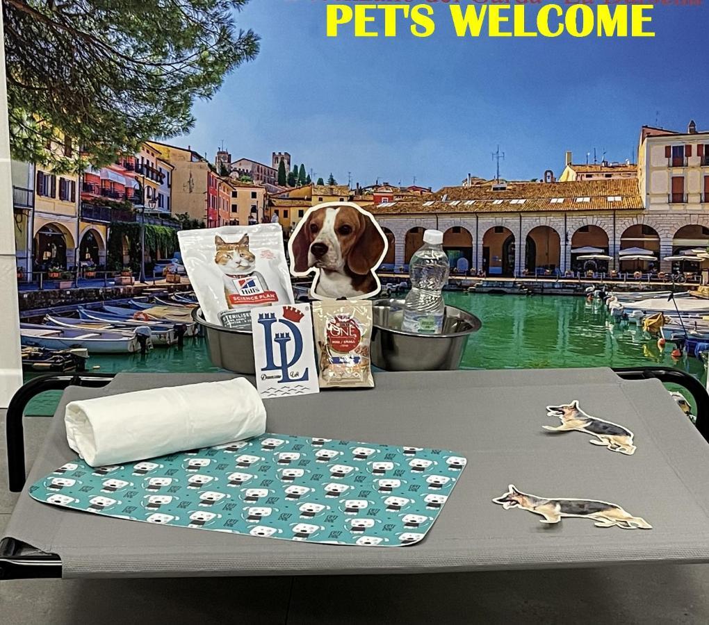Desenzanoloft Official Partner Marriott Homes & Villas - Smiling In Desenzano Lake View เดเซนซาโนเดลการ์ดา ภายนอก รูปภาพ