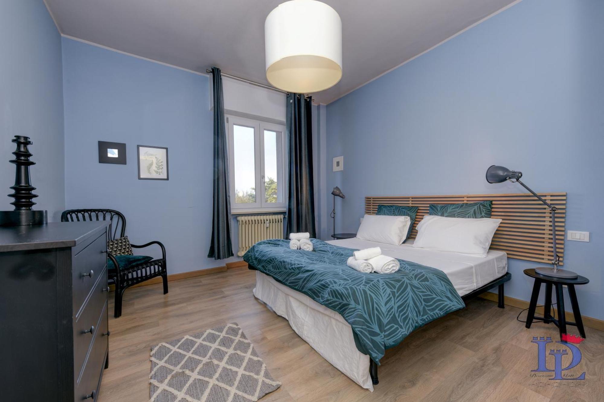Desenzanoloft Official Partner Marriott Homes & Villas - Smiling In Desenzano Lake View เดเซนซาโนเดลการ์ดา ภายนอก รูปภาพ
